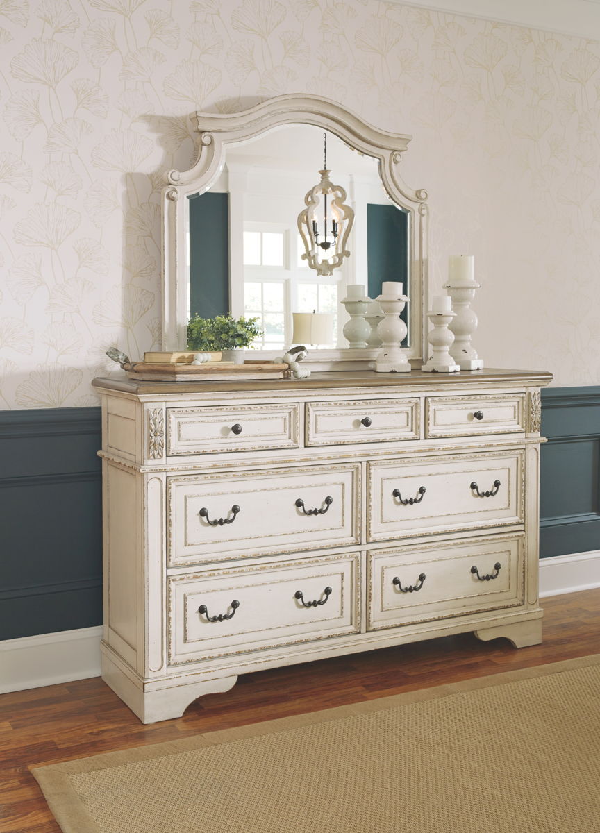Realyn - Bedroom Sleigh Bed Set - Image 35