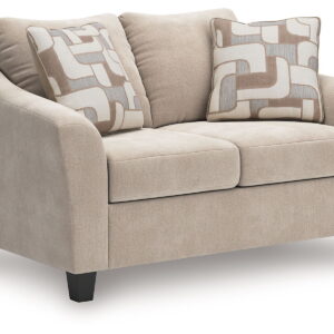 Willarae - Loveseat
