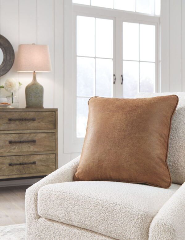 Cortnie - Pillow - Image 2
