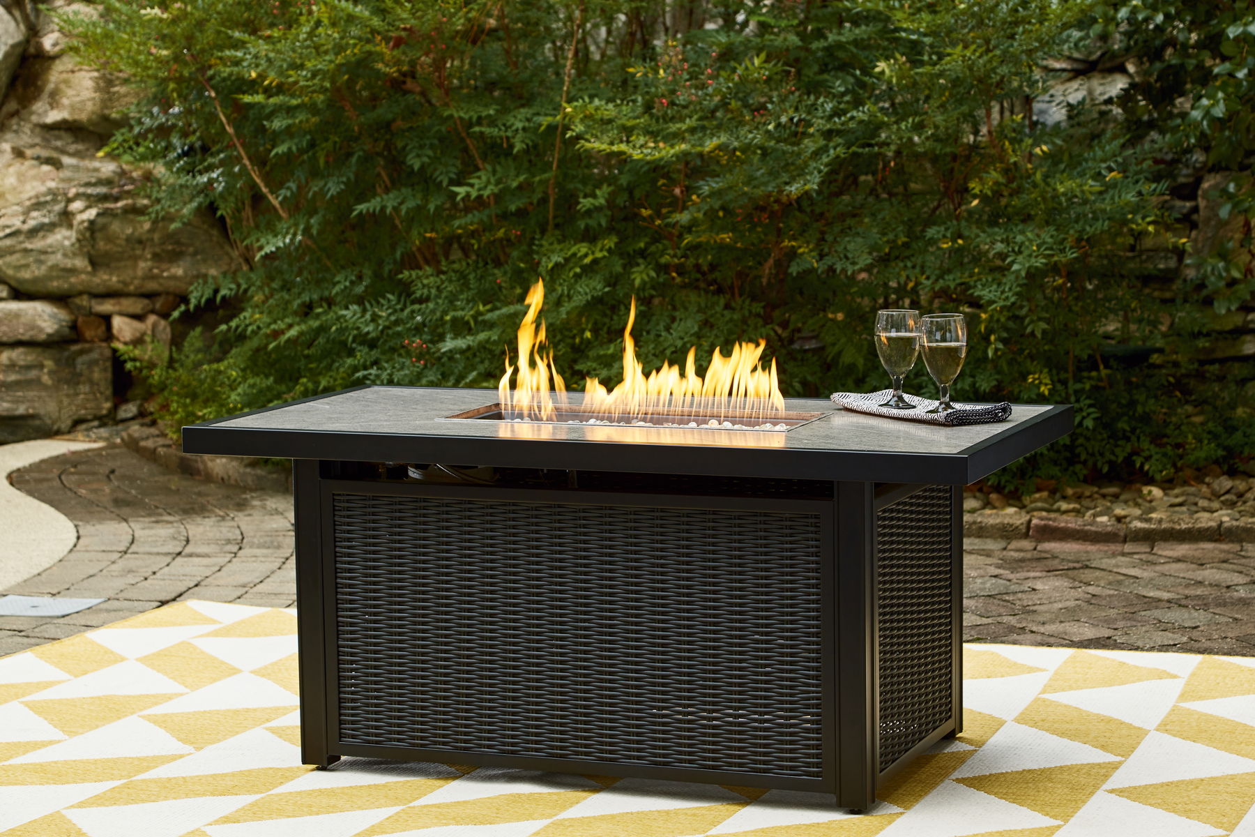 Beachcroft - Rectangular Fire Pit Table - Image 3