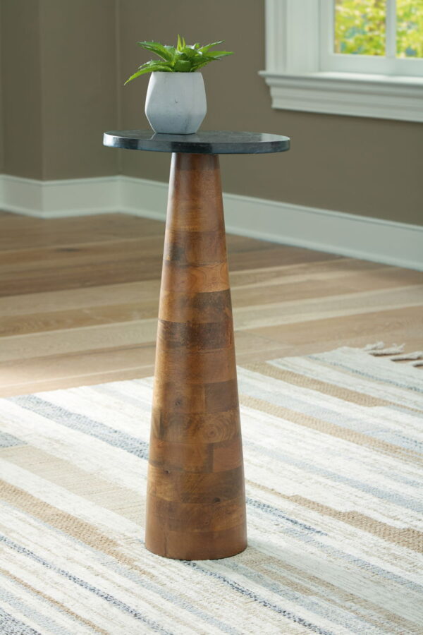 Quinndon - Brown / Black - Accent Table - Image 3