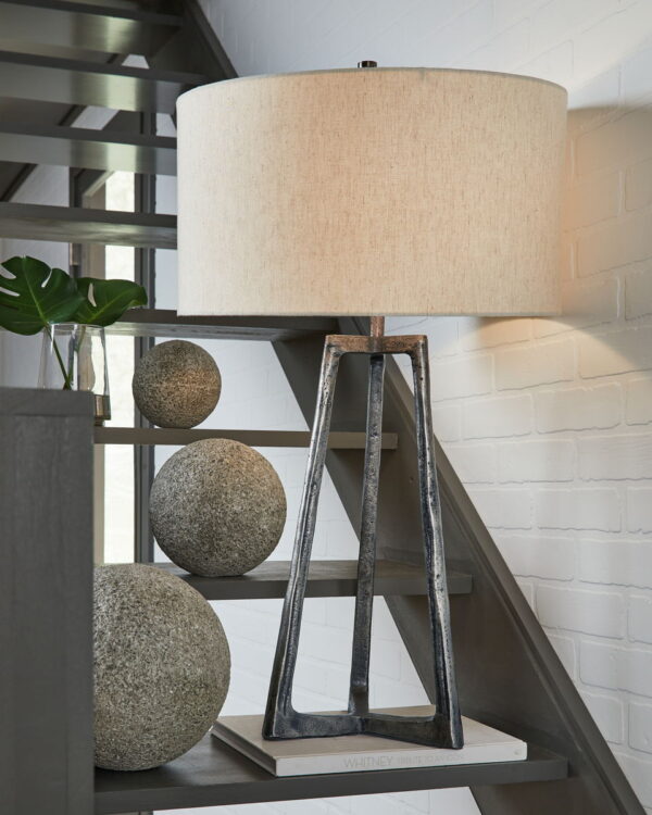 Ryandale - Table Lamp - Image 2