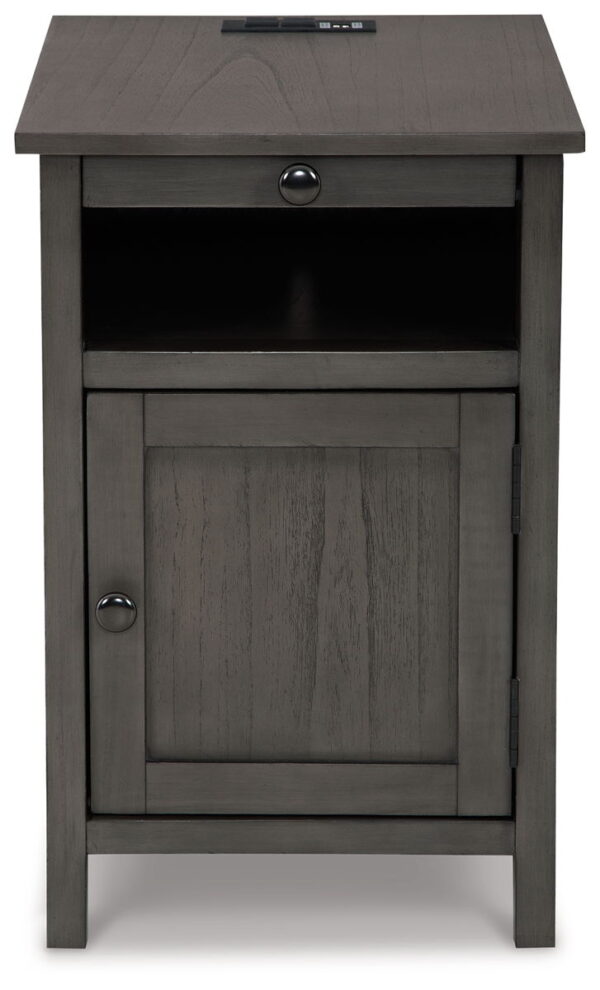 Treytown - Chair Side End Table - Image 8
