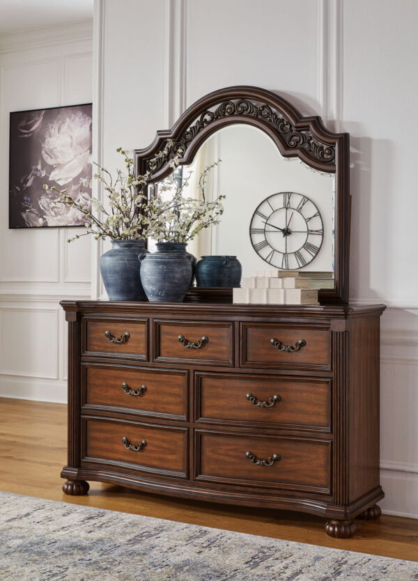 Lavinton - Brown - Dresser And Mirror - Image 4