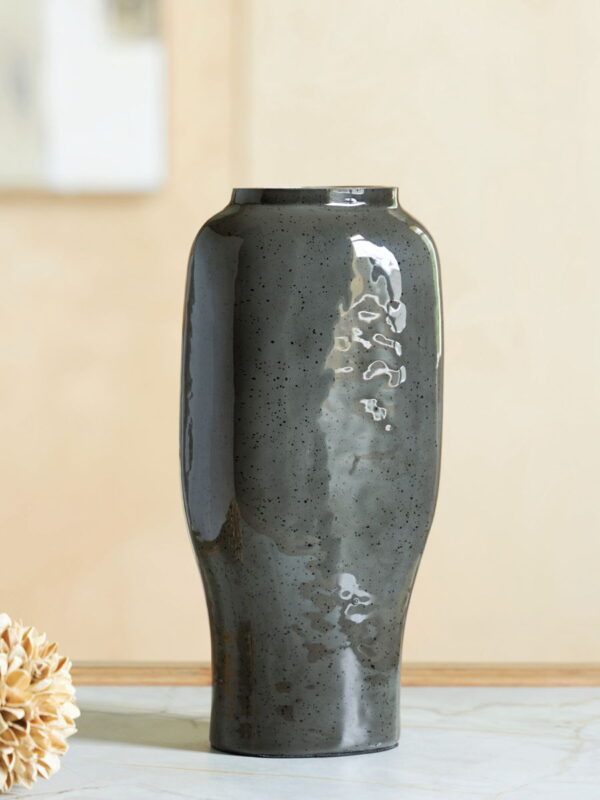 Kierlain - Vase - Image 2
