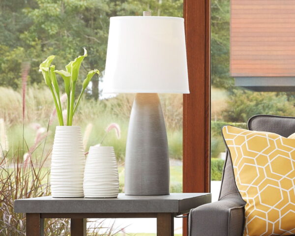 Shavontae - Table Lamp - Image 2