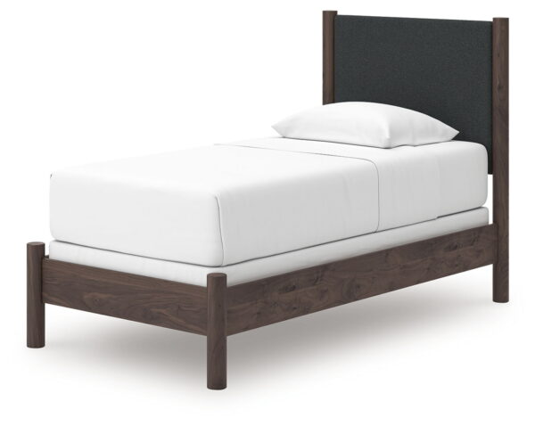 Pamytta - Upholstered Panel Bed - Image 4