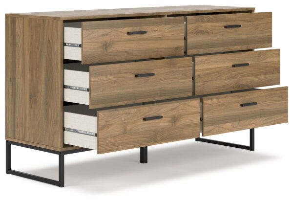 Deanlow - Honey - Six Drawer Dresser - Image 4