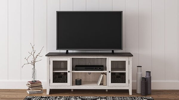 Dorrinson - TV Stand - Image 3