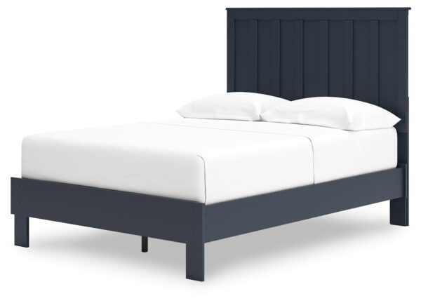 Simmenfort - Platform Bed With Panel Headboard - Image 4