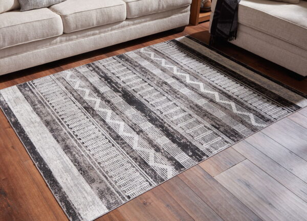 Henchester - Rug - Image 4