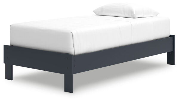 Simmenfort - Platform Bed - Image 5
