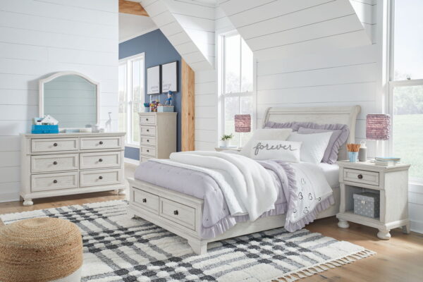 Robbinsdale - Sleigh Bed - Image 4