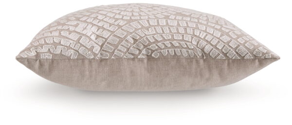 Cortlen - Pillow - Image 4