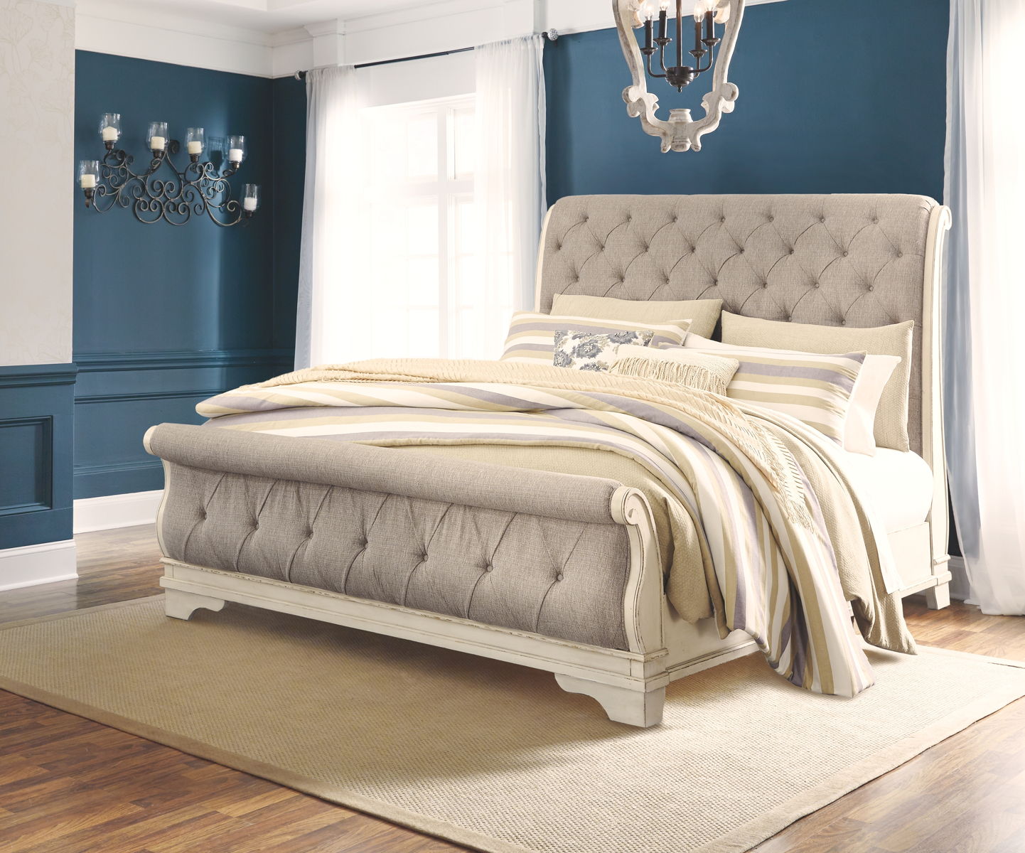 Realyn - Bedroom Sleigh Bed Set - Image 34
