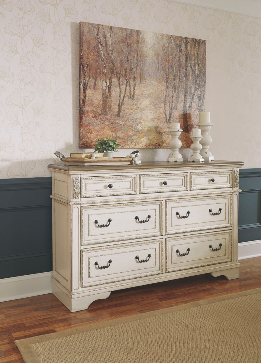 Realyn - Bedroom Sleigh Bed Set - Image 7