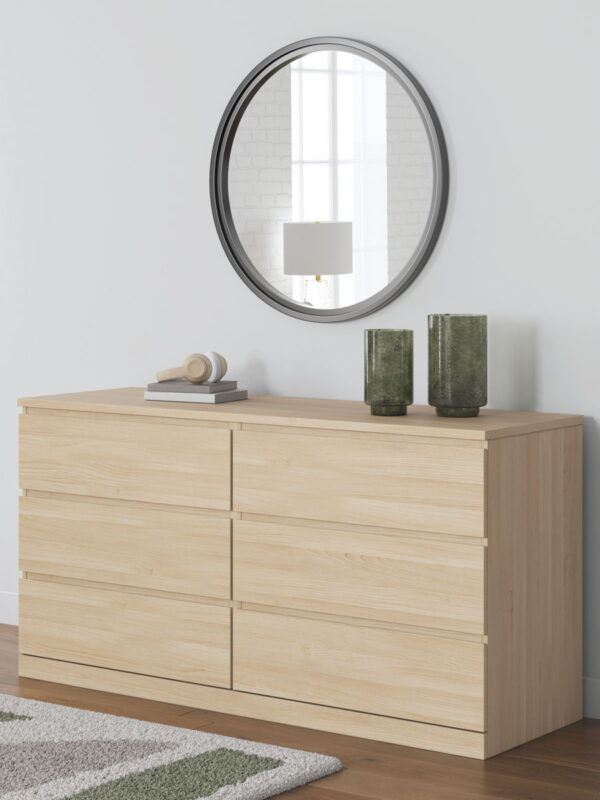 Onita - Six Drawer Dresser - Image 6