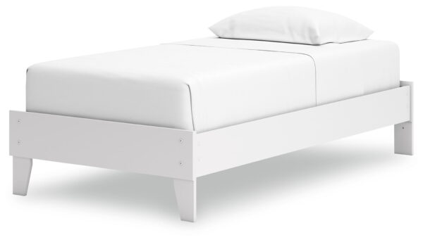 Hallityn - Platform Bed - Image 7