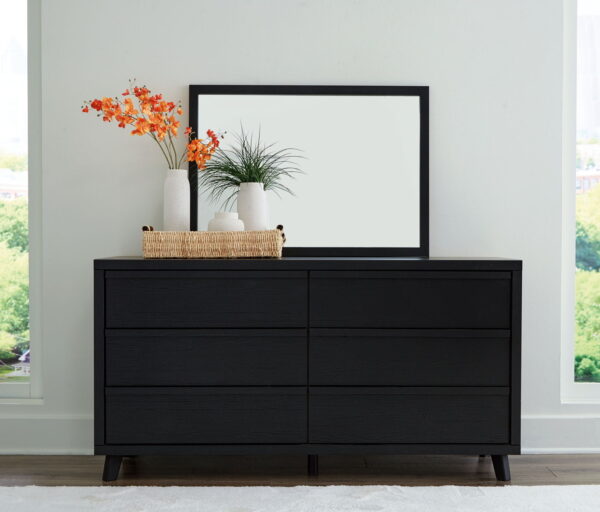 Danziar - Panel Bed With Low Footboard Set - Image 2