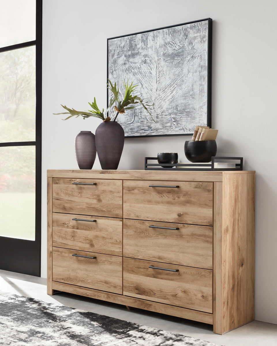 Hyanna - Six Drawer Dresser - Tan Brown - Image 2