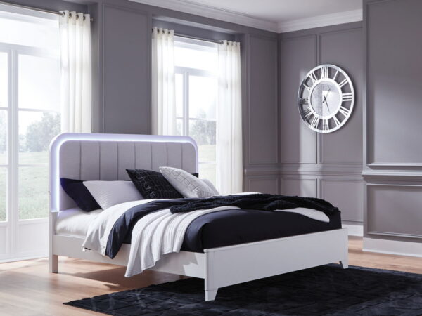 Jarlee - Upholstered Panel Bed - Image 3