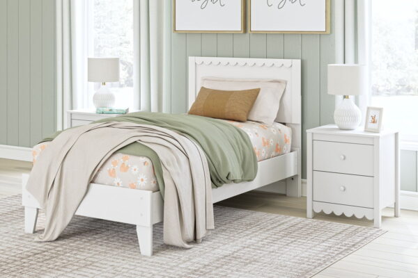 Hallityn - Panel Platform Bed - Image 7