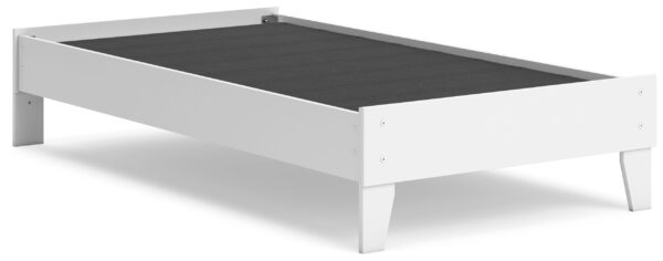 Hallityn - Platform Bed - Image 3