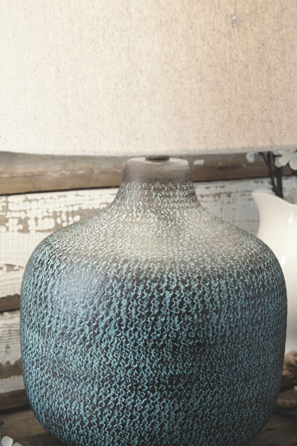 Malthace - Patina - Metal Table Lamp - Image 3