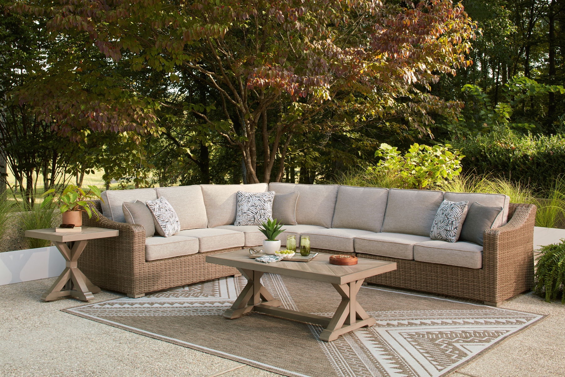 Laguna Heights - Outdoor Sectional - Image 4