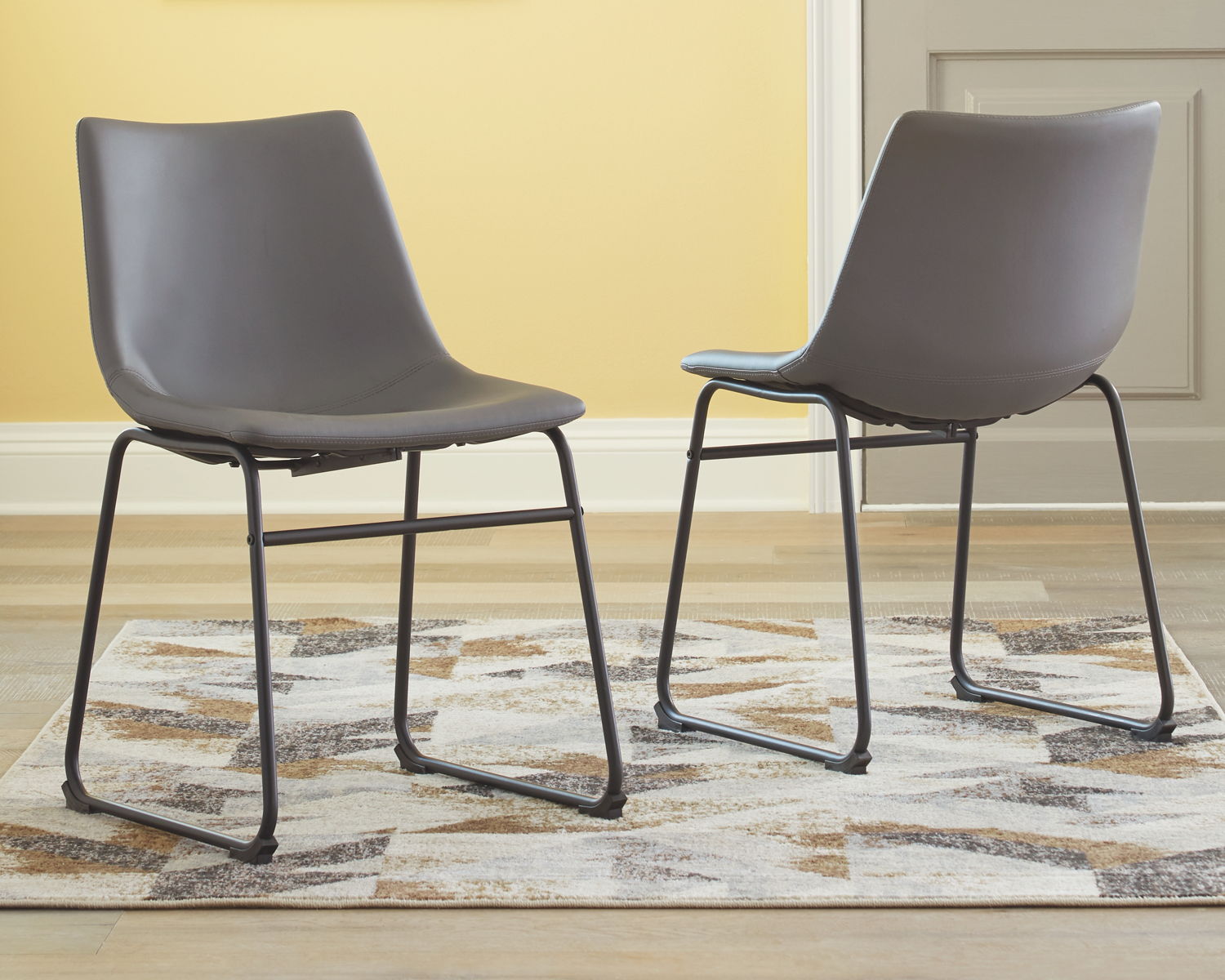 Centiar - Upholstered Side Chair - Image 9