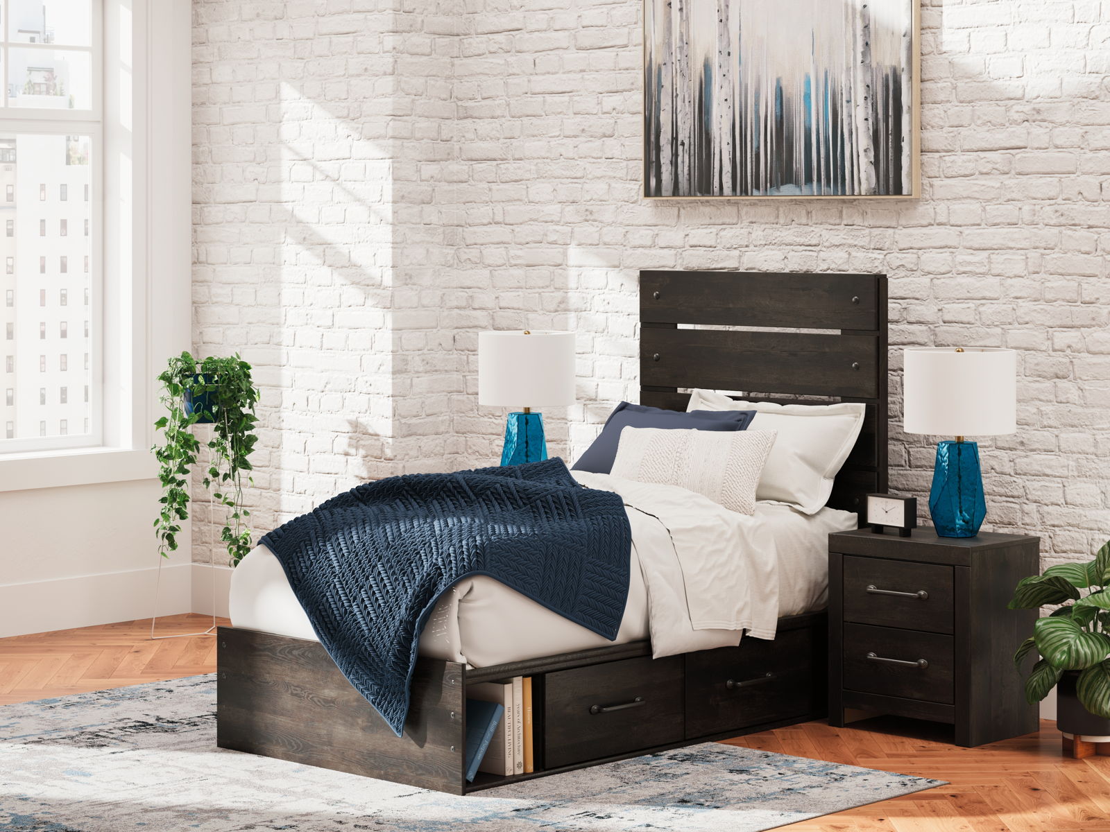 Hollivern - Panel Storage Bed - Image 3