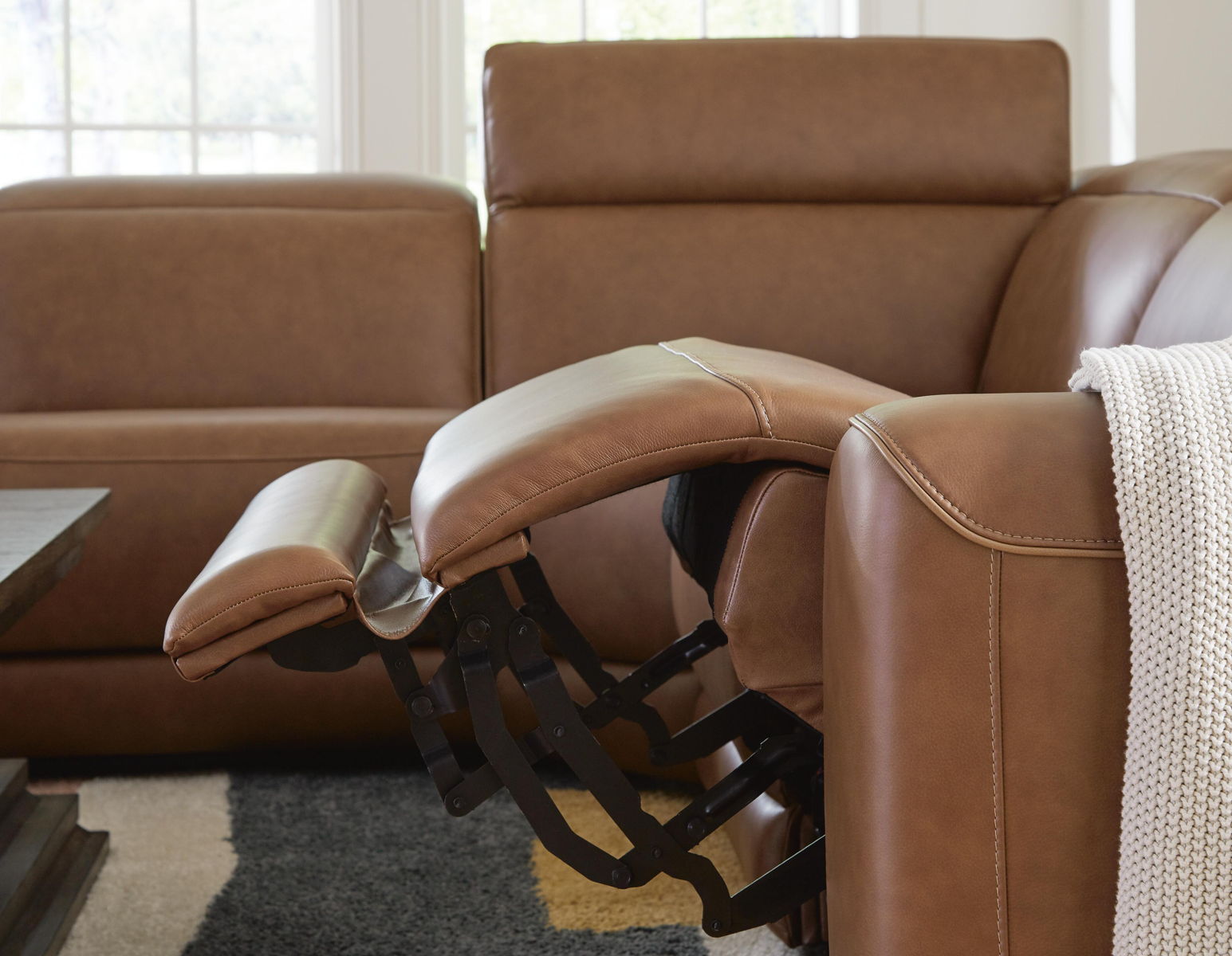 Magic Man - Reclining Sectional - Image 11