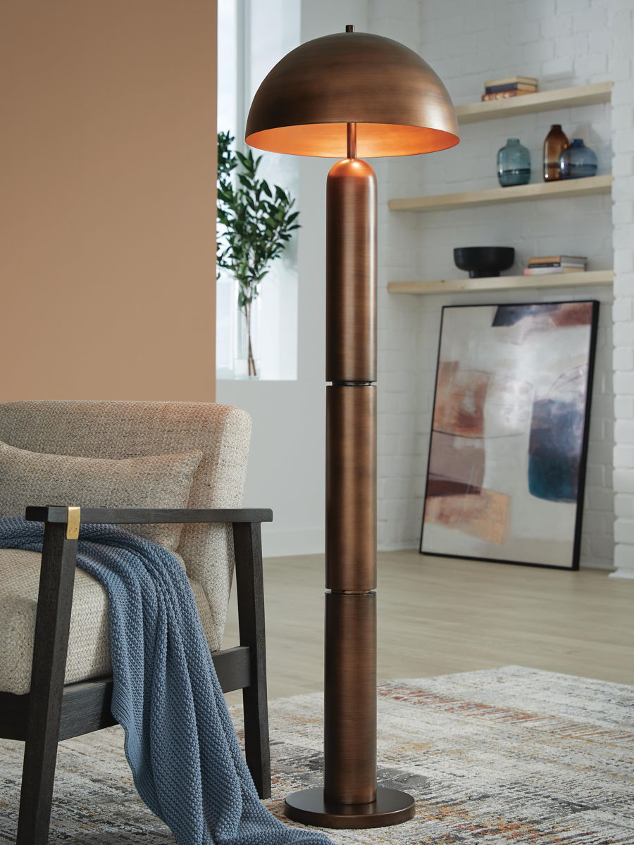 Wendfield - Metal Lamp - Image 11