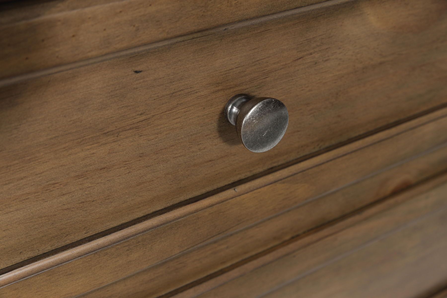 Feddinger - Dresser And Mirror - Medium Brown - Image 4