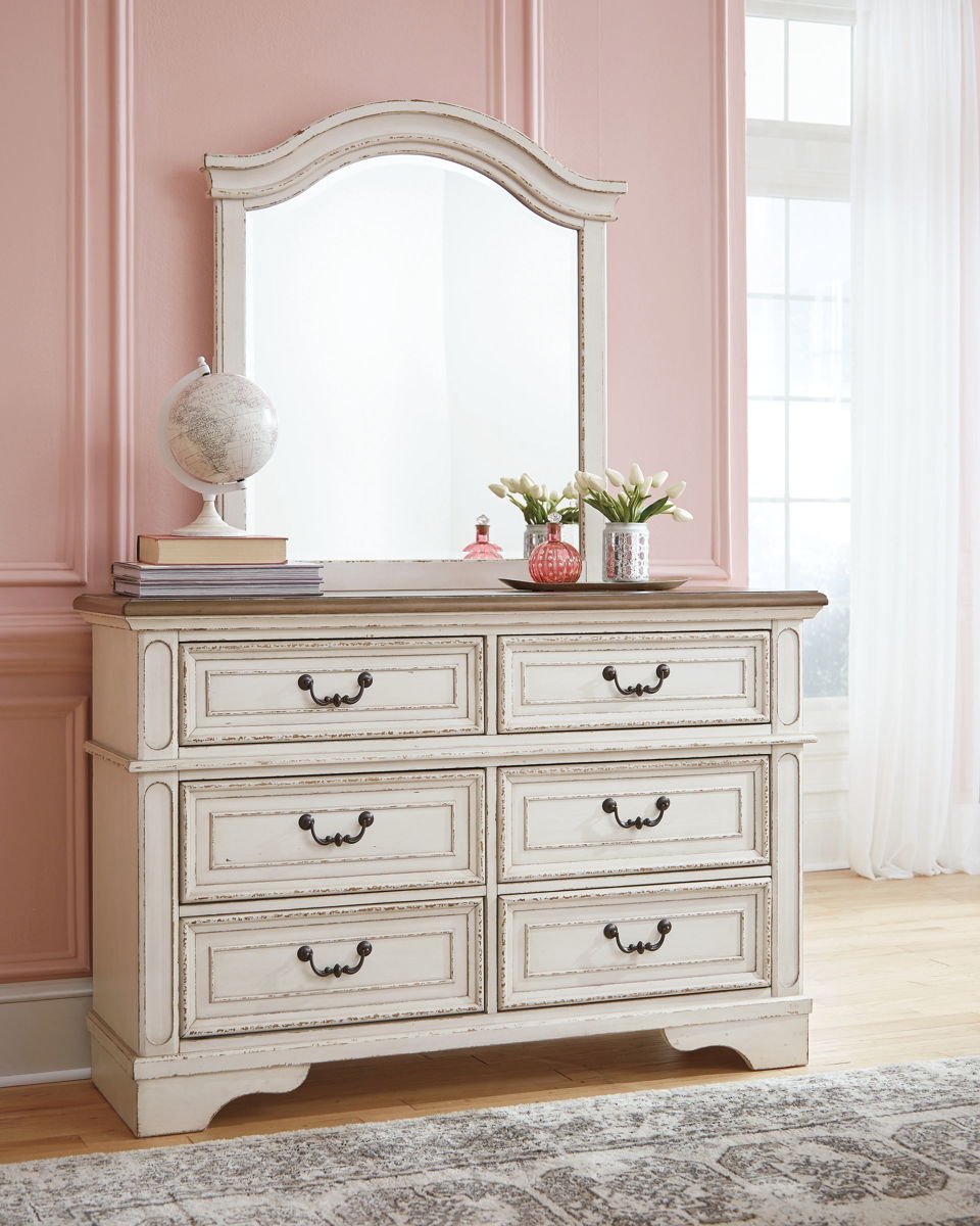 Realyn - Dresser - Image 13