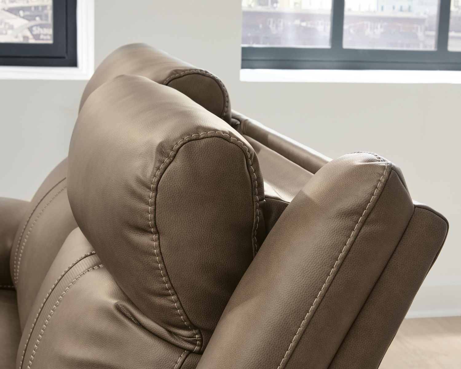 Max-Momentum - Reclining Sectional - Image 4