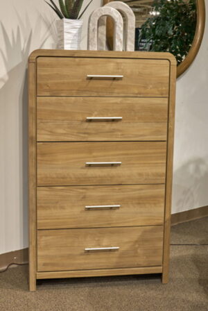 Gramburg - Five Drawer Chest - Warm Natural Brown