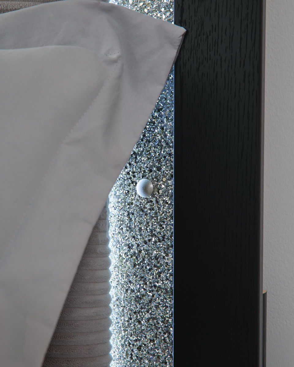 Maeling - Upholstered Panel Headboard - Image 6