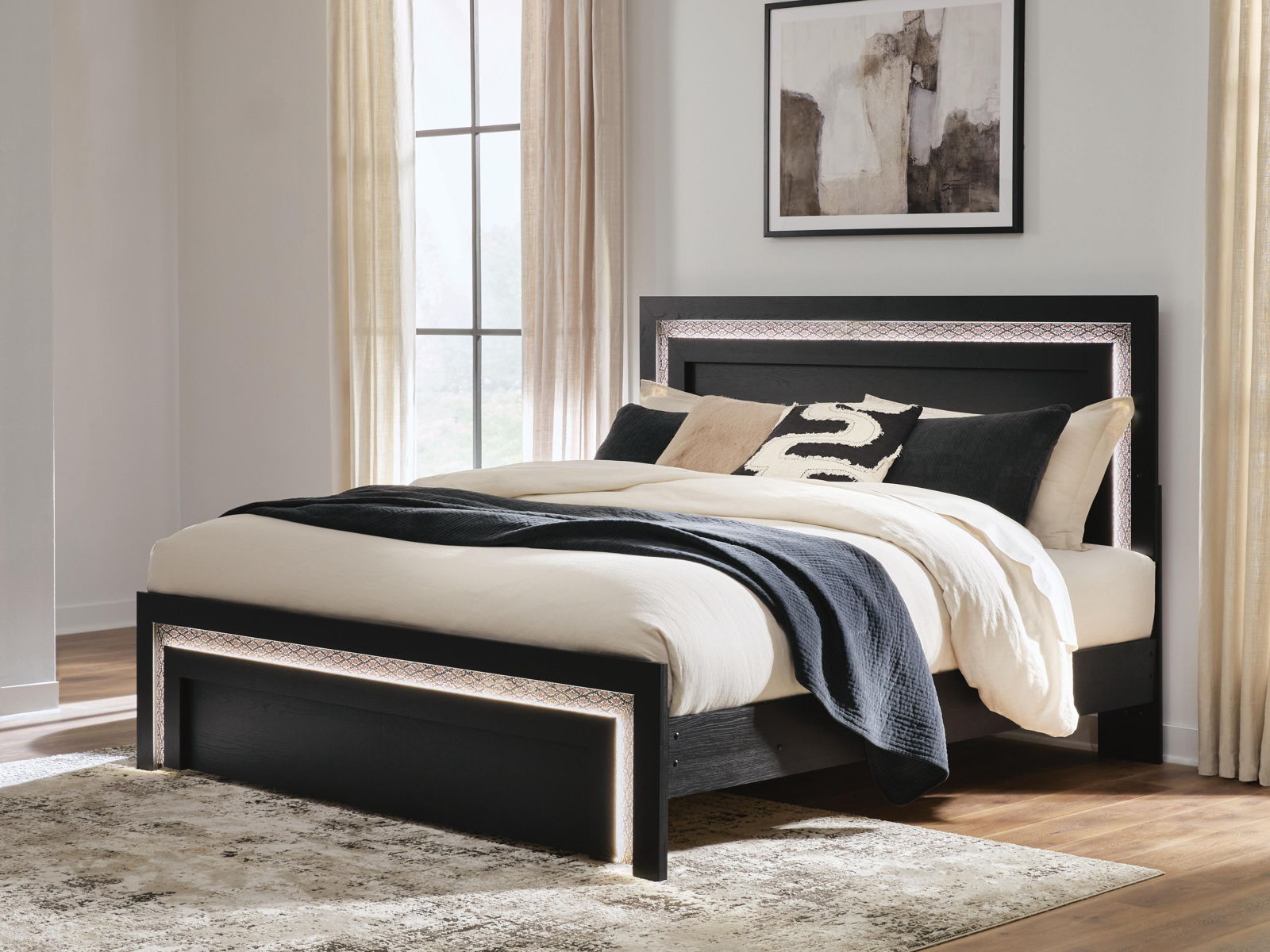 Shoralli - Panel Bed - Image 4