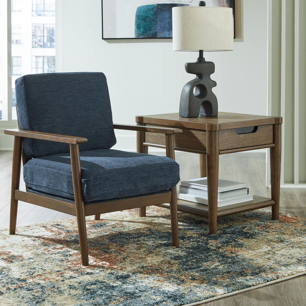 Bixler - Showood Accent Chair - Image 5