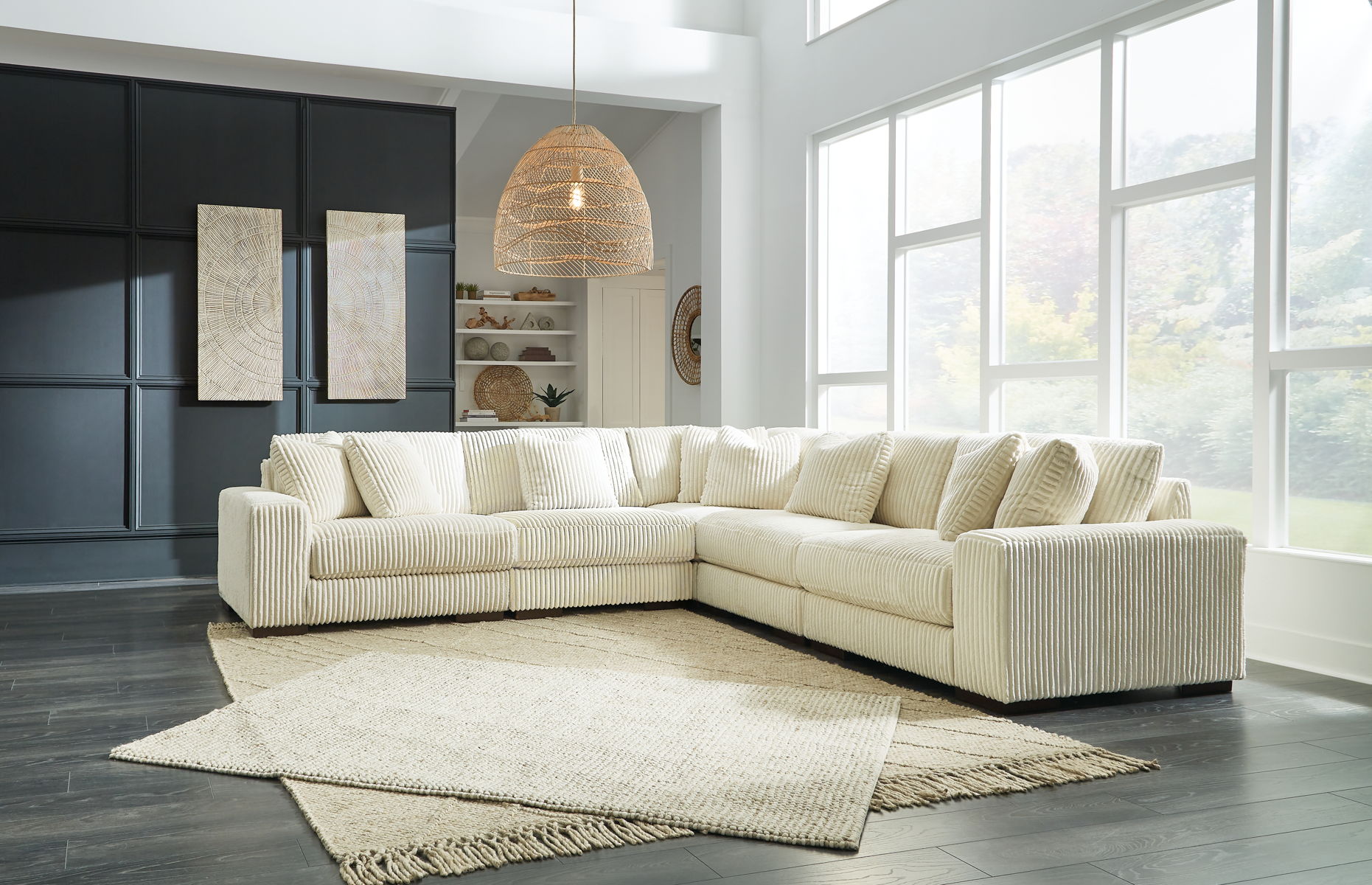 Lindyn - 5 Piece Sectional - Image 11